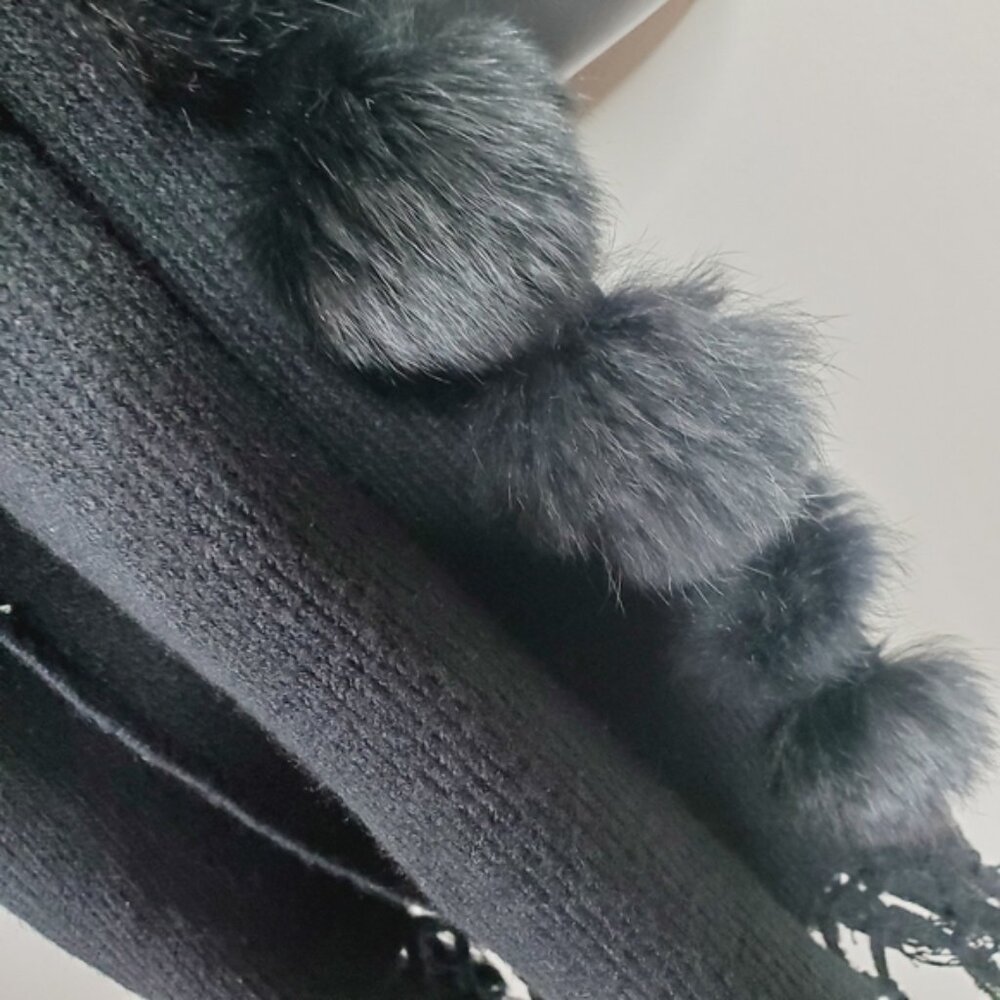 Vintage Genuine Rabbit Fur Old Hollywood Glam Pom Pom Black Large Scarf - Picture 3 of 7